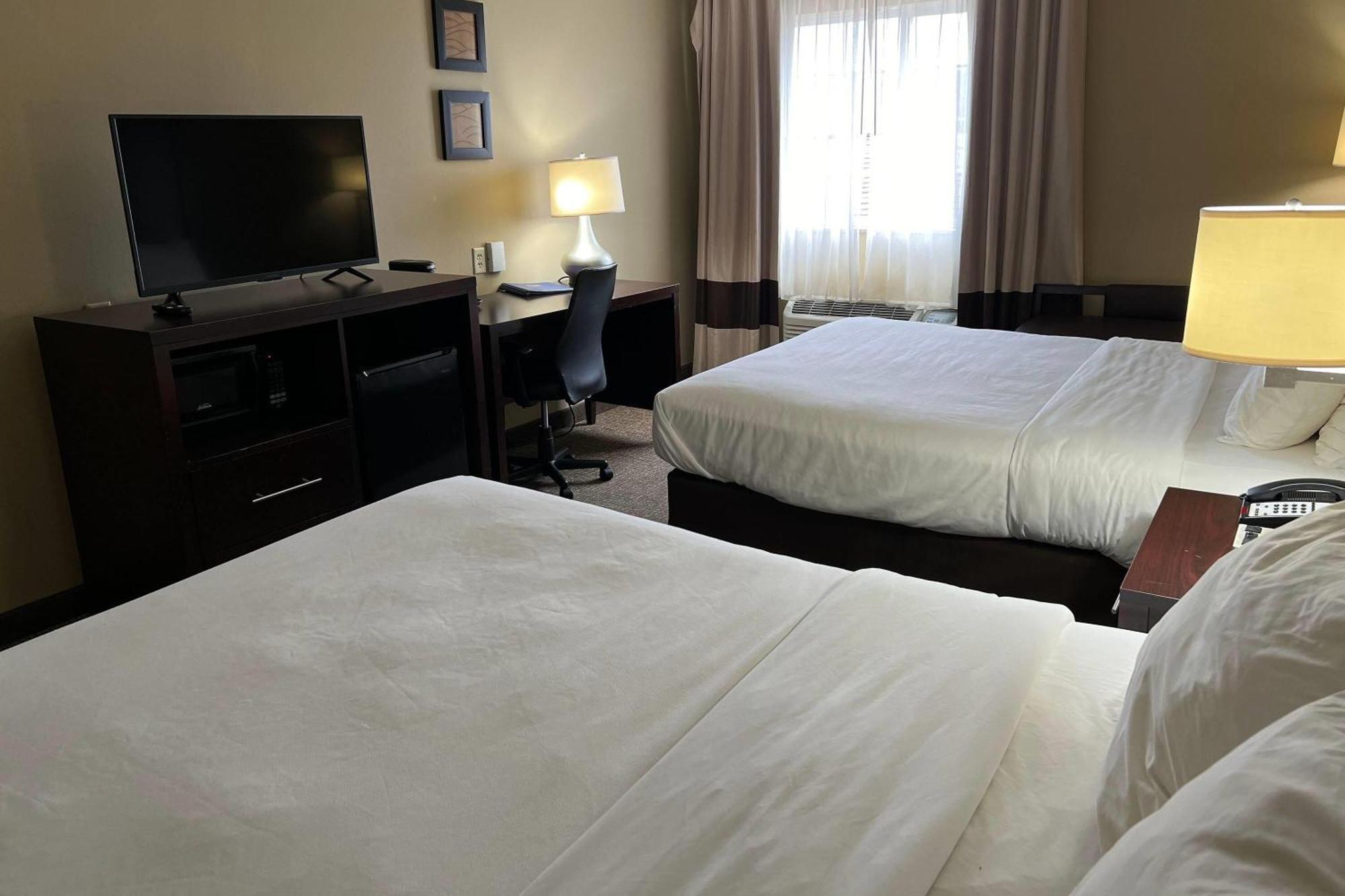Hotel Comfort Inn&suites 2*